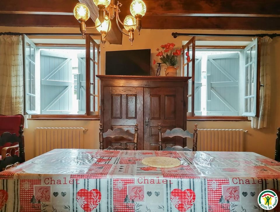 Au village House in Aragon