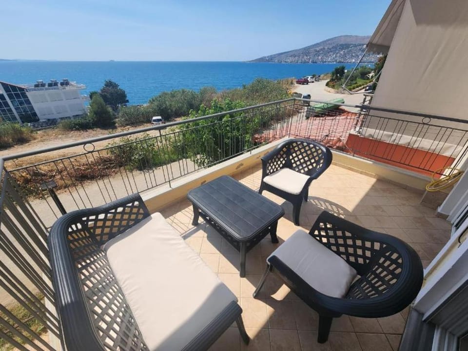 Day, View (from property/room), Balcony/Terrace, Seating area, Sea view