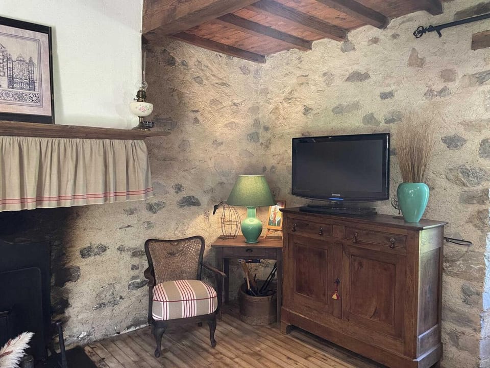 Chez pailhas House in Occitanie
