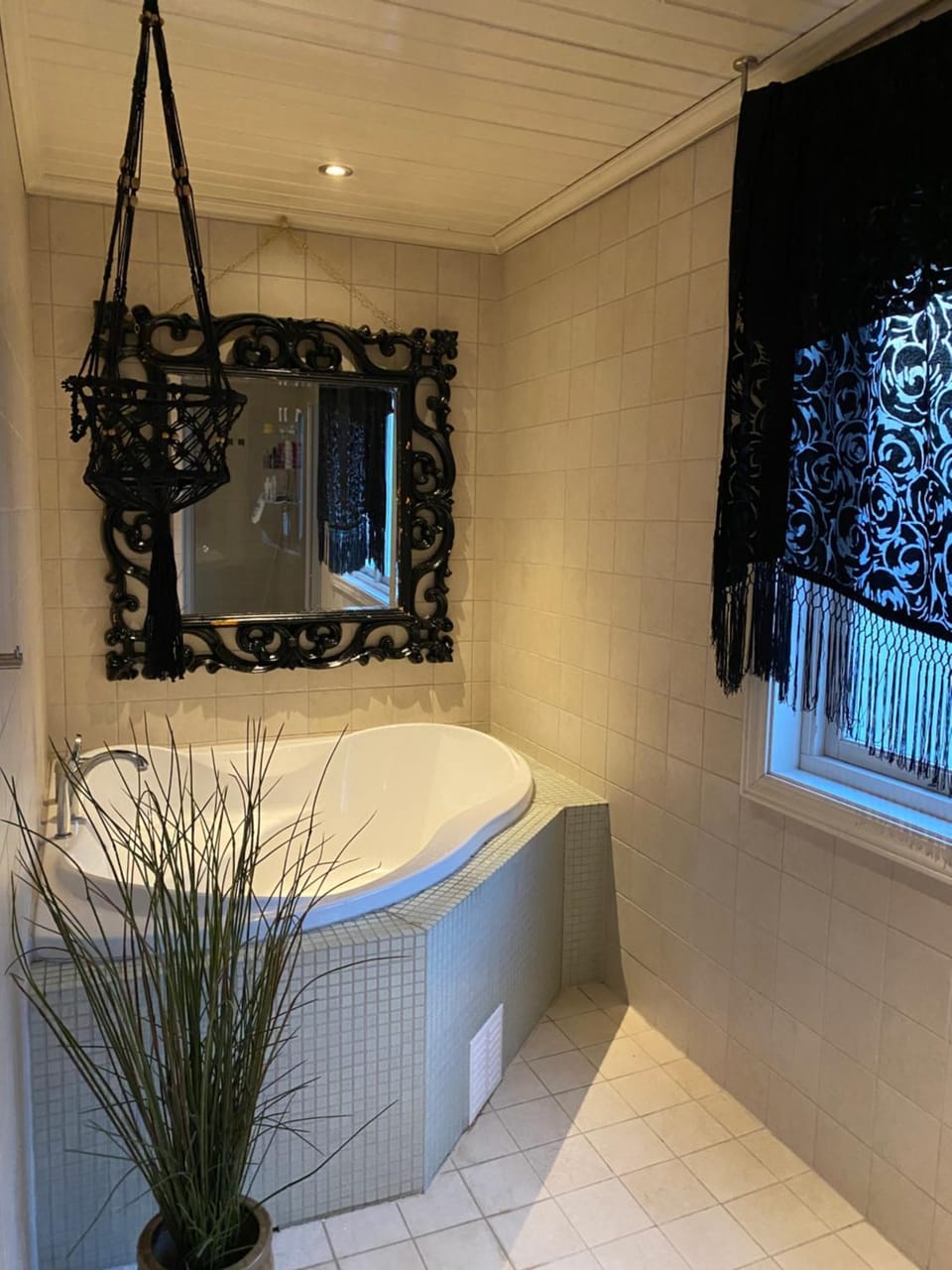 Bathroom, Bath