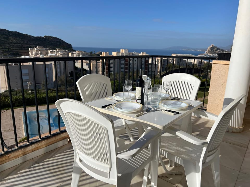Natural landscape, Balcony/Terrace, City view, Mountain view, Sea view