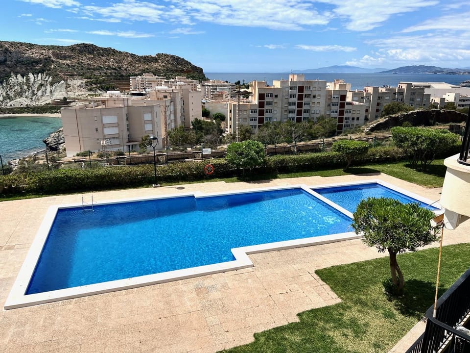 Landmark view, Landmark view, Pool view, Pool view, Sea view, Sea view, Swimming pool, Swimming pool