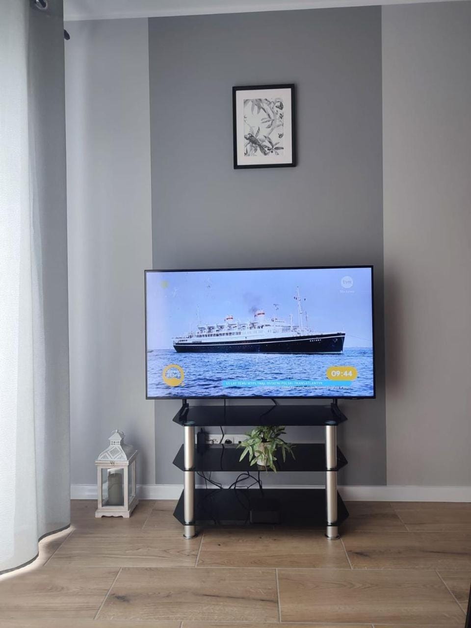 TV and multimedia, Evening entertainment