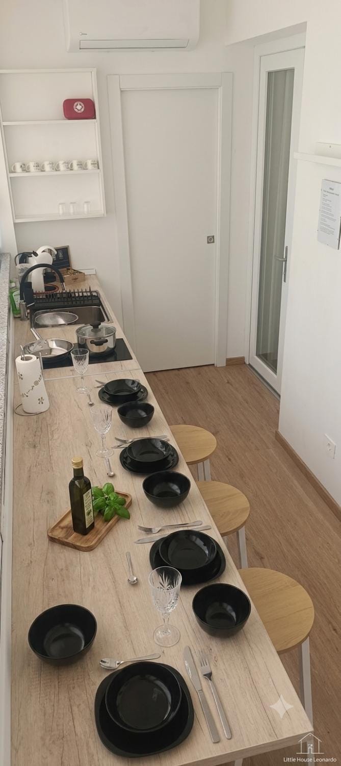 Little House Leonardo Airport Bed and Breakfast in Bergamo