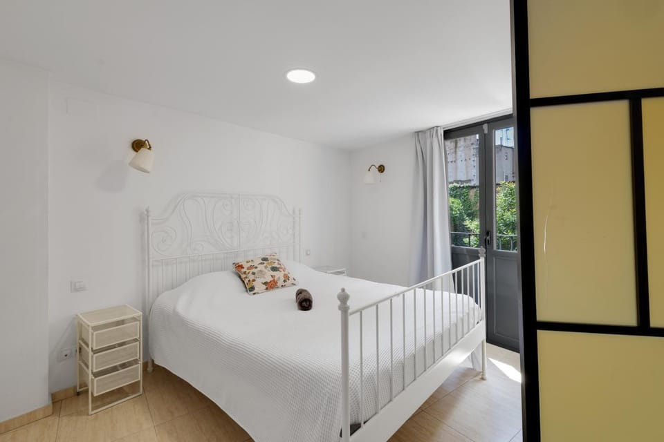 Living room, Bedroom