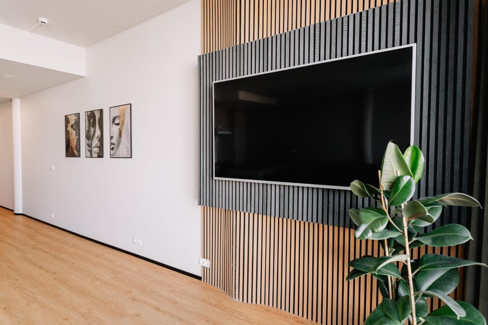 Communal lounge/ TV room, TV and multimedia