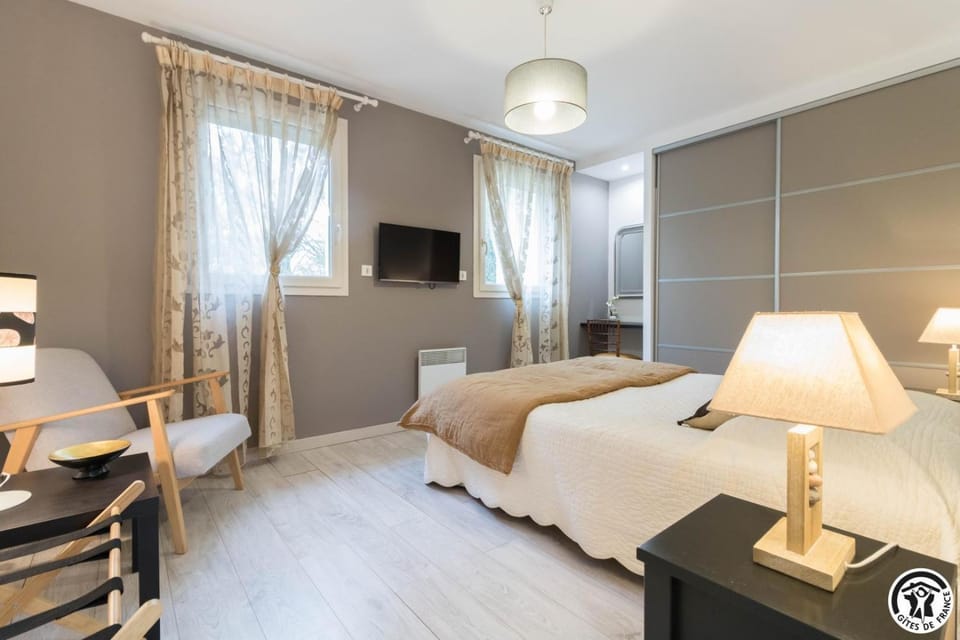 Villa les paradoux House in Occitanie