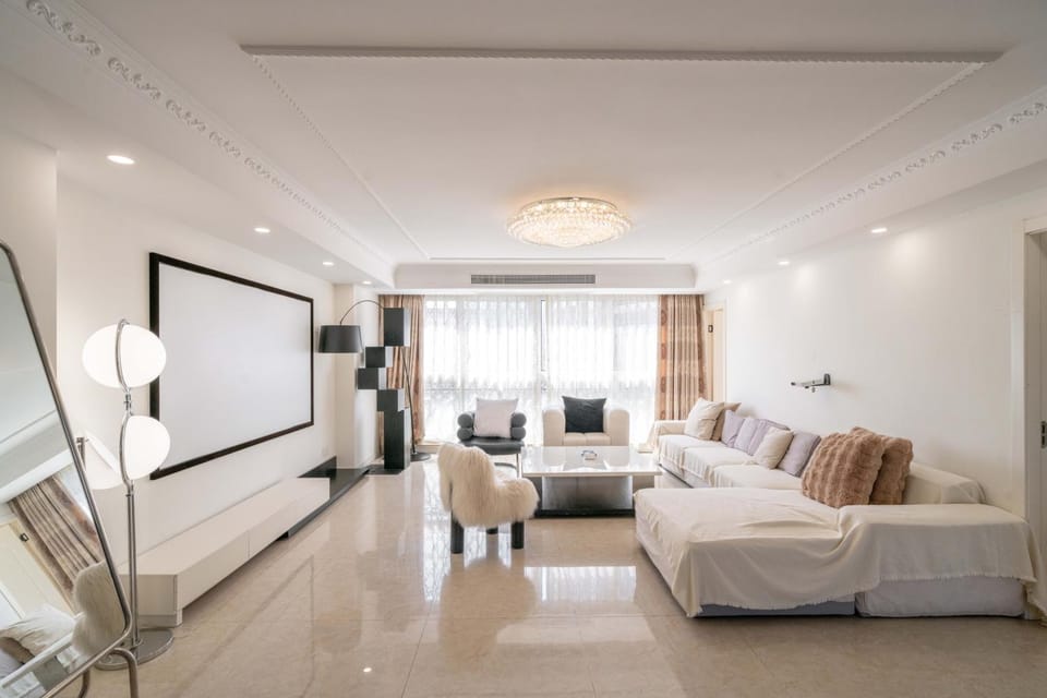 Communal lounge/ TV room, Living room