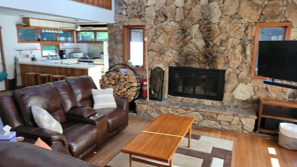 Wilderness Getaway House in Capital District, NY, USA