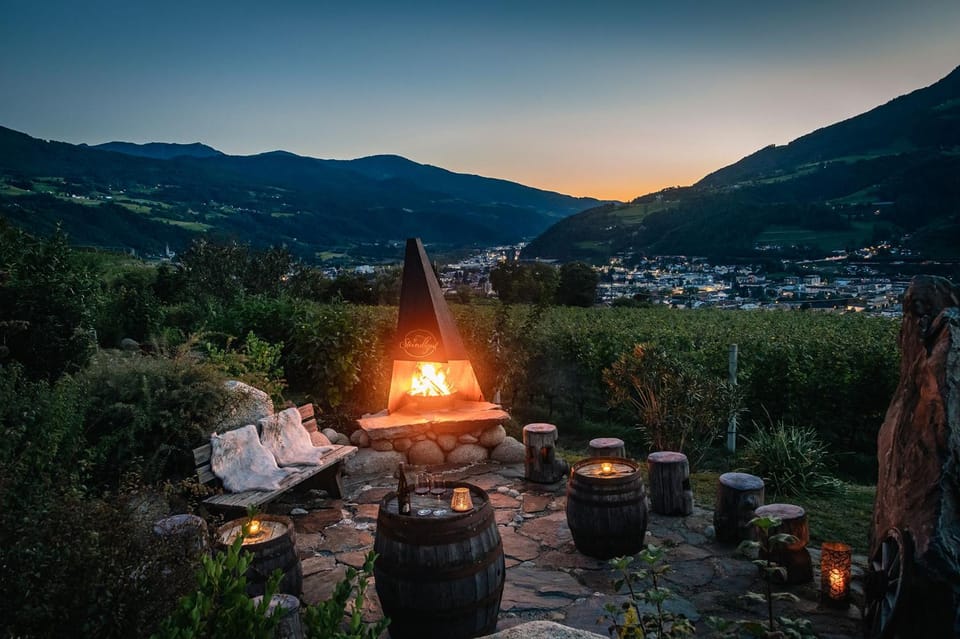 Natural landscape, BBQ facilities, Sunset