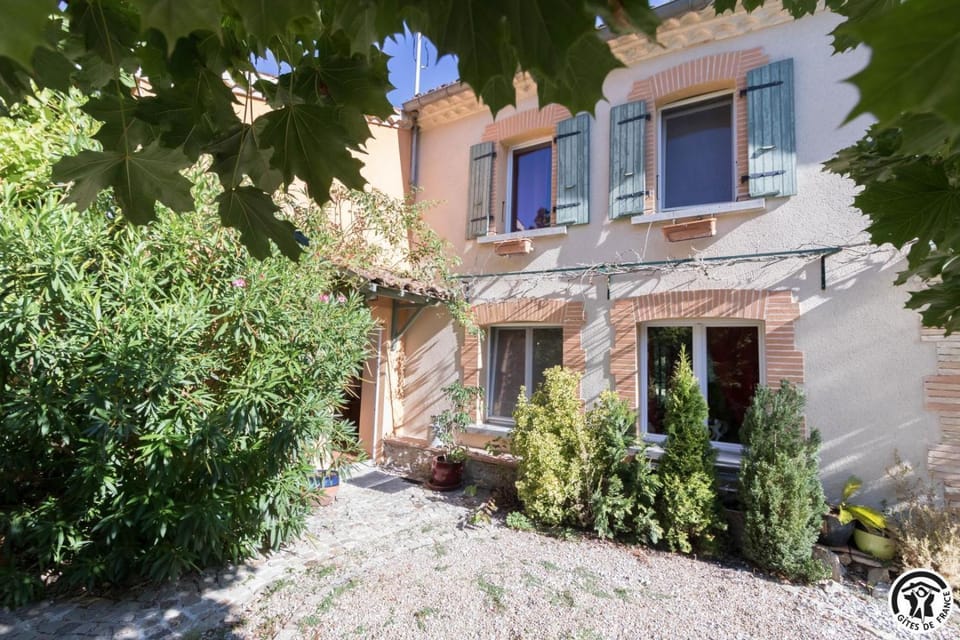 Domaine de la fée de l'eau - les fées de l'Ô House in Occitanie