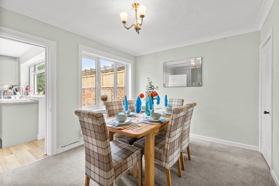 Perfect Home near Cotswolds - Sleeps 6 House in Evesham