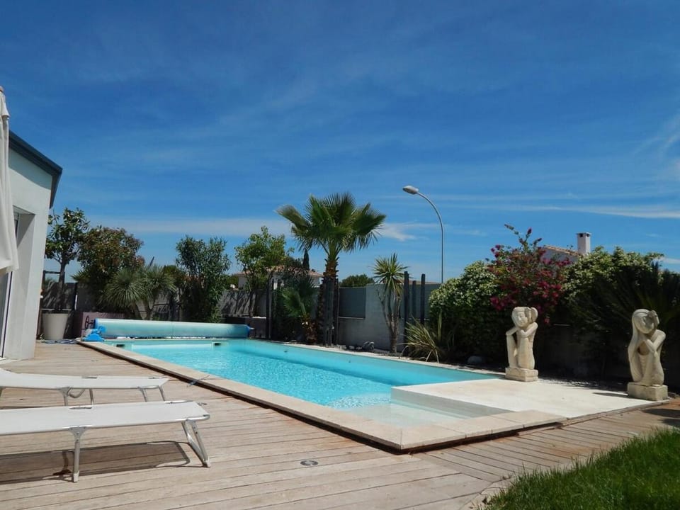 Ravissante villa avec piscine près de la plage Villa in Villeneuve-lès-Maguelone