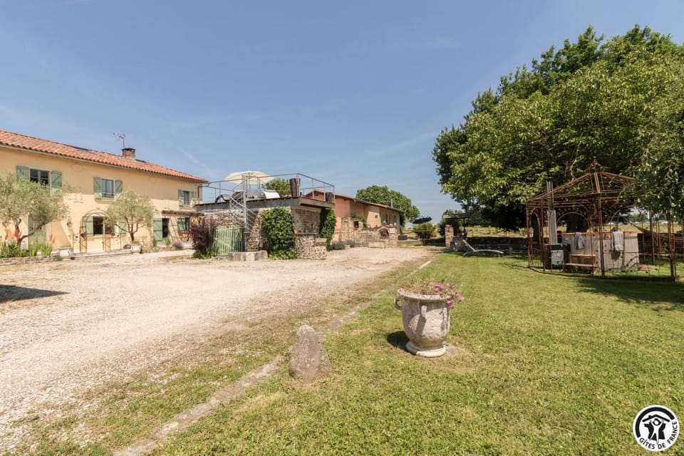 La grande ferme House in Occitanie
