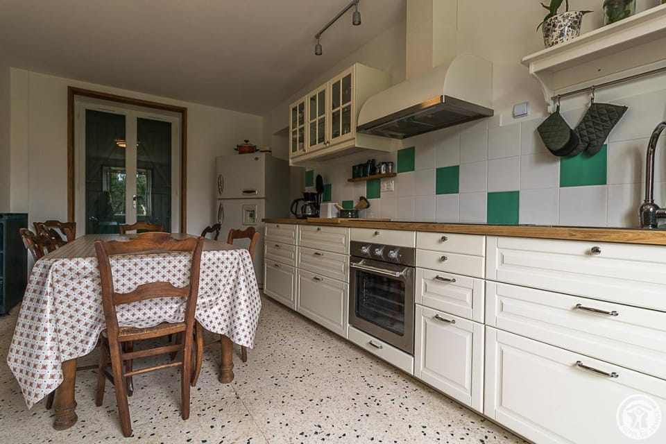 L'ecole à l'ancienne House in Occitanie