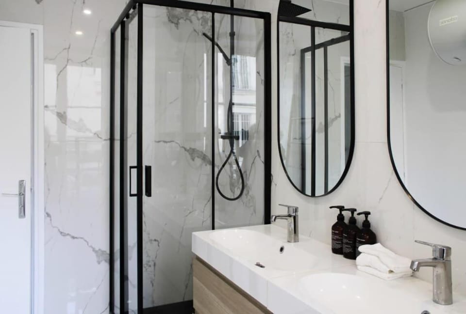 Shower, Bathroom