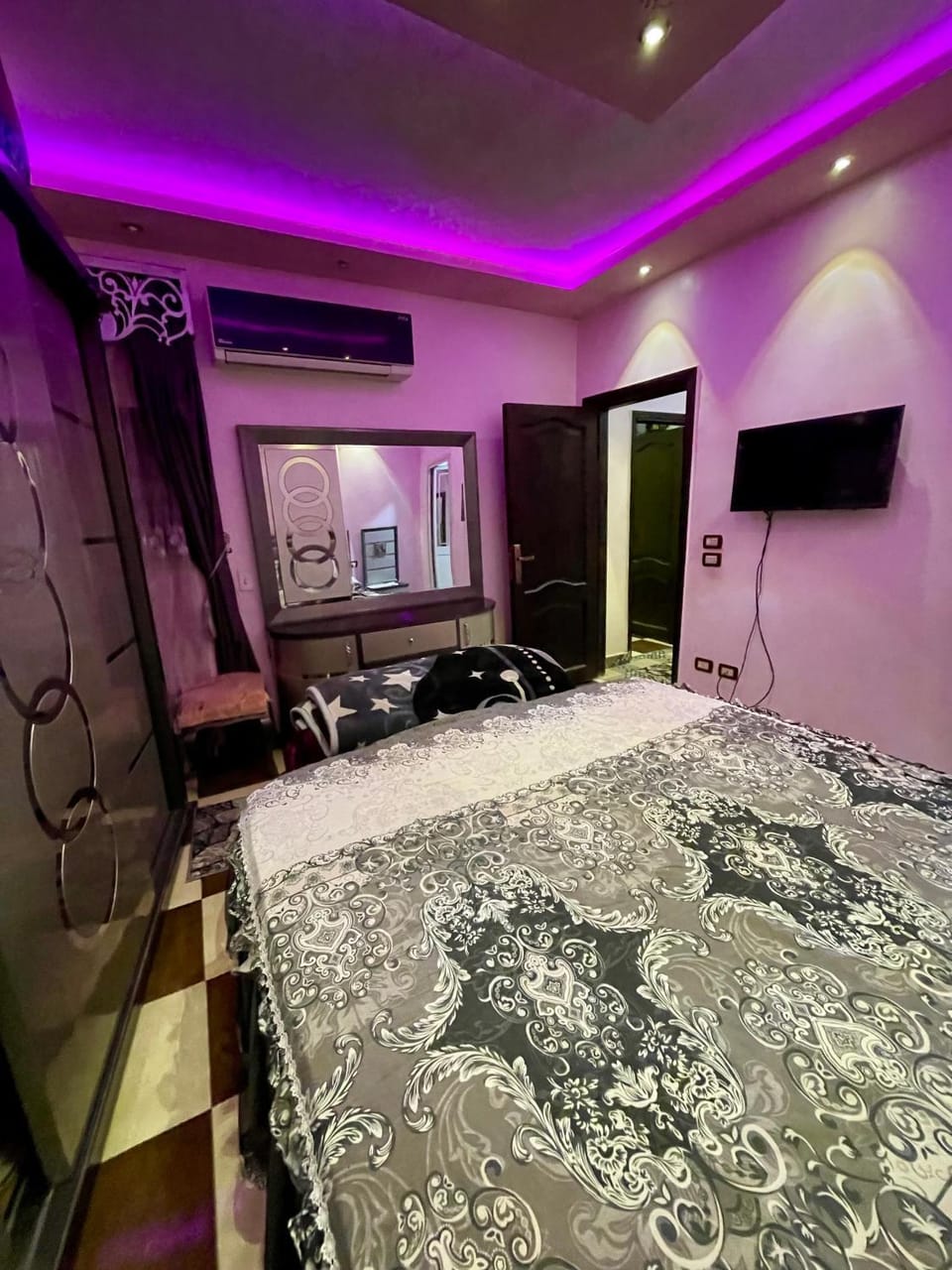 Amon Pyrmids View Hotel in Egypt