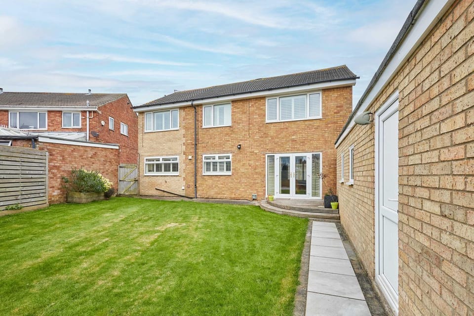 Property building, Garden
