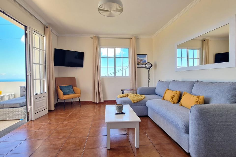 Desertas Vista Ninho by LovelyStay Apartment in Madeira District