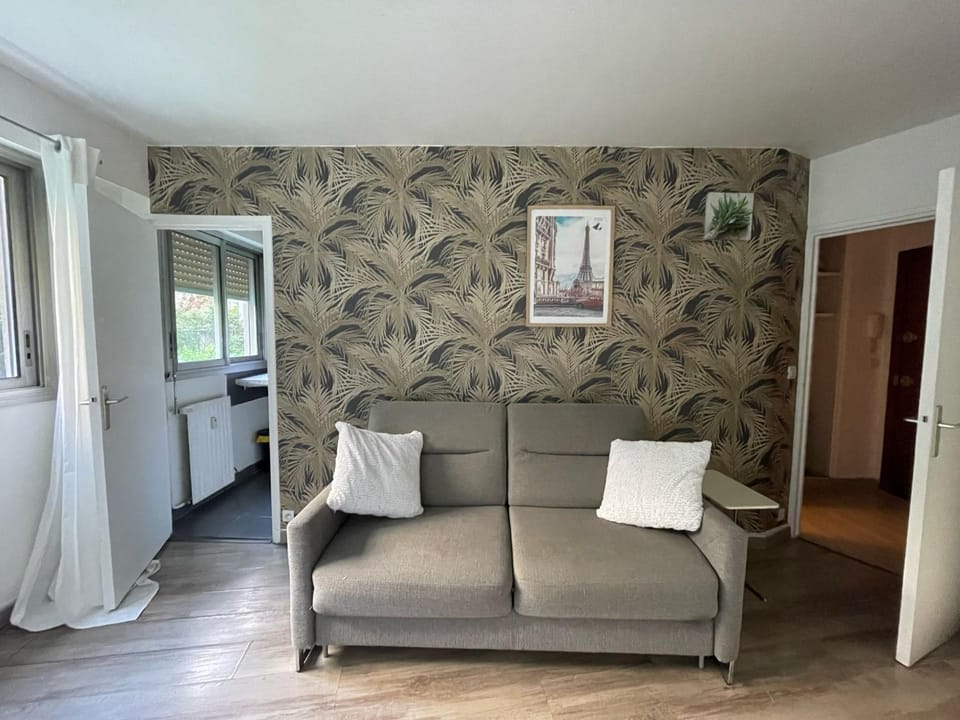 Superbe Studio Miromesnil Elysée Apartment in Paris