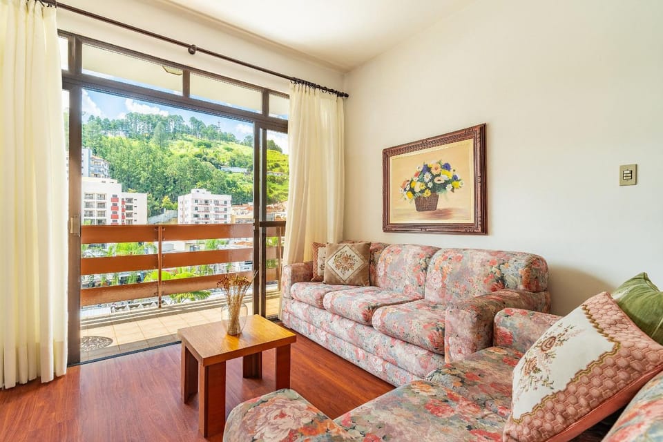 Lindo Apto no Centro de Serra Negra/SP Apartment in Serra Negra