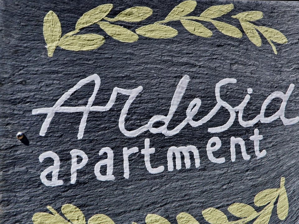 Logo/Certificate/Sign