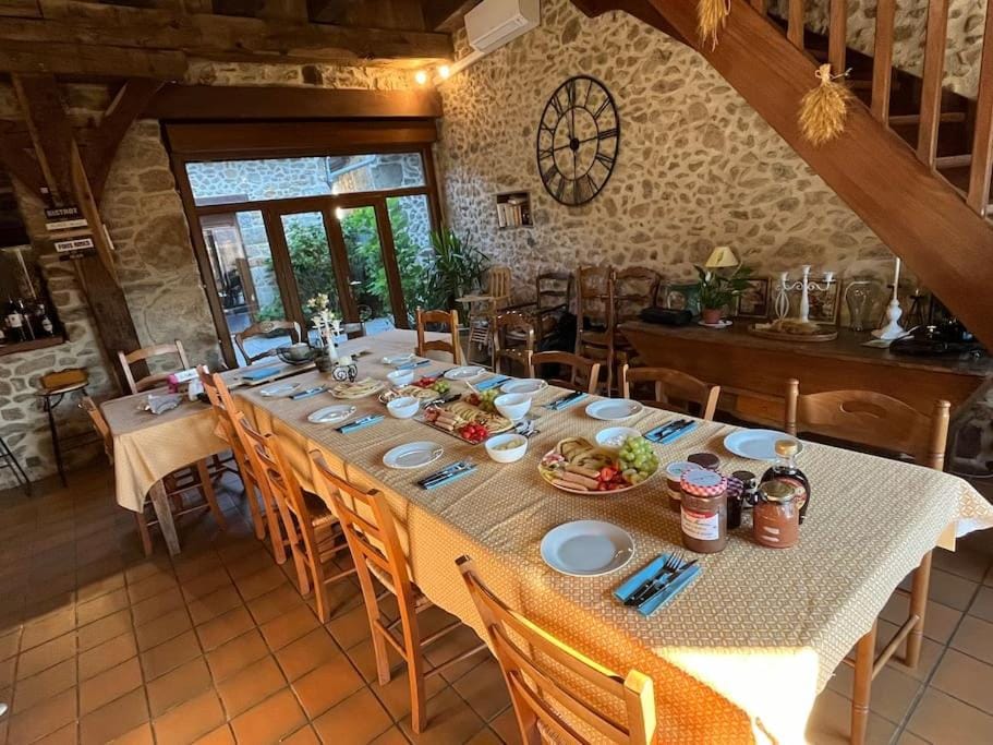 Banquet/Function facilities, Dining area, Breakfast