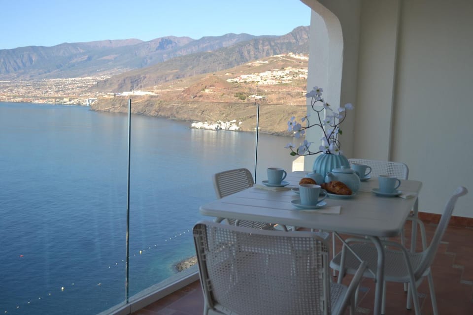 Day, View (from property/room), Balcony/Terrace, Sea view