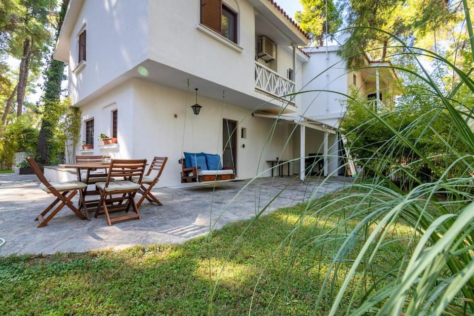 Property building, Natural landscape, Garden, Garden view