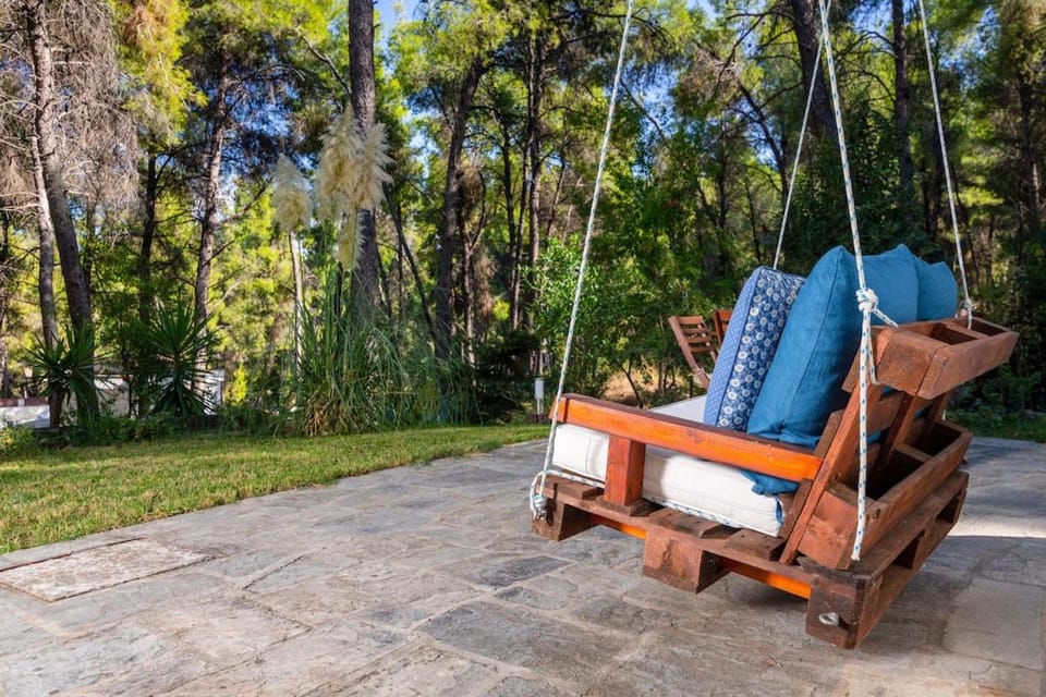 Garden, Seating area