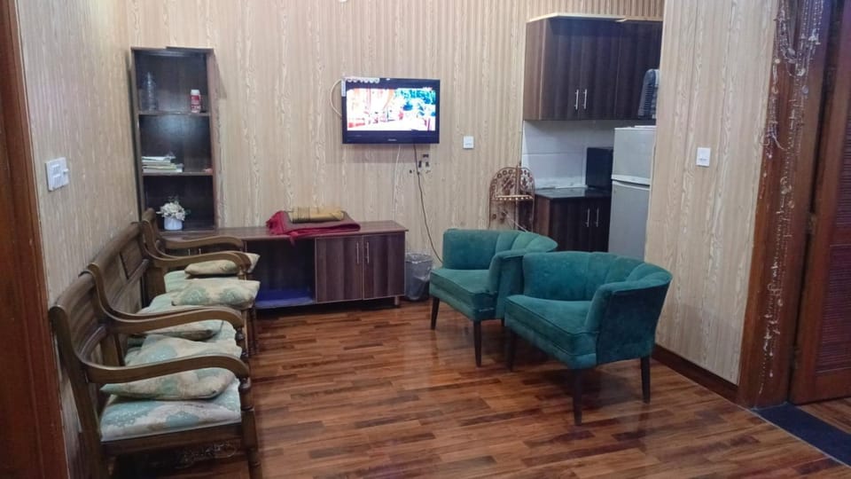 Haven Lodge Islamabad by Haven Holiday Homes - 3BR Home with Lounge & Kitchen House in Islamabad