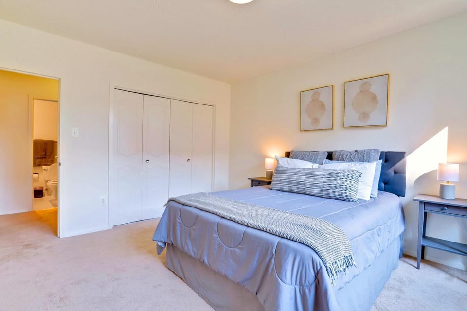 Bed, Bedroom, wardrobe