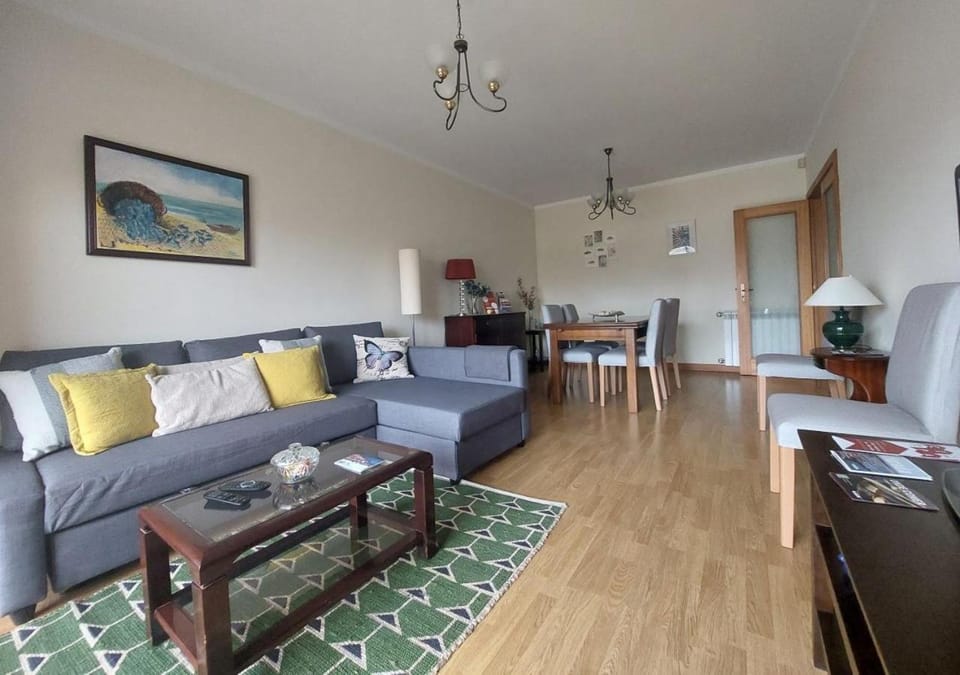 TV and multimedia, Living room, Dining area