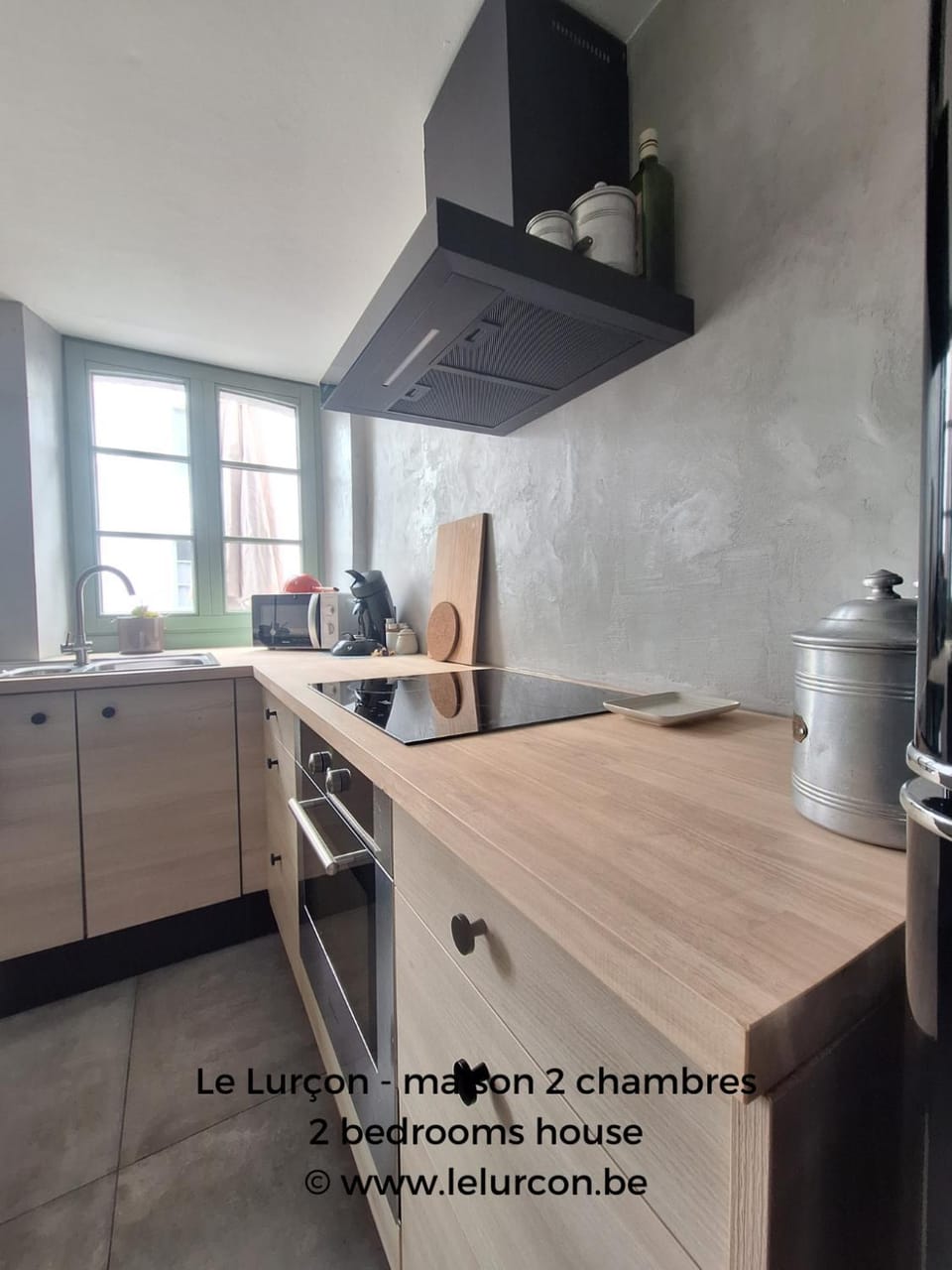 Kitchen or kitchenette, pet friendly