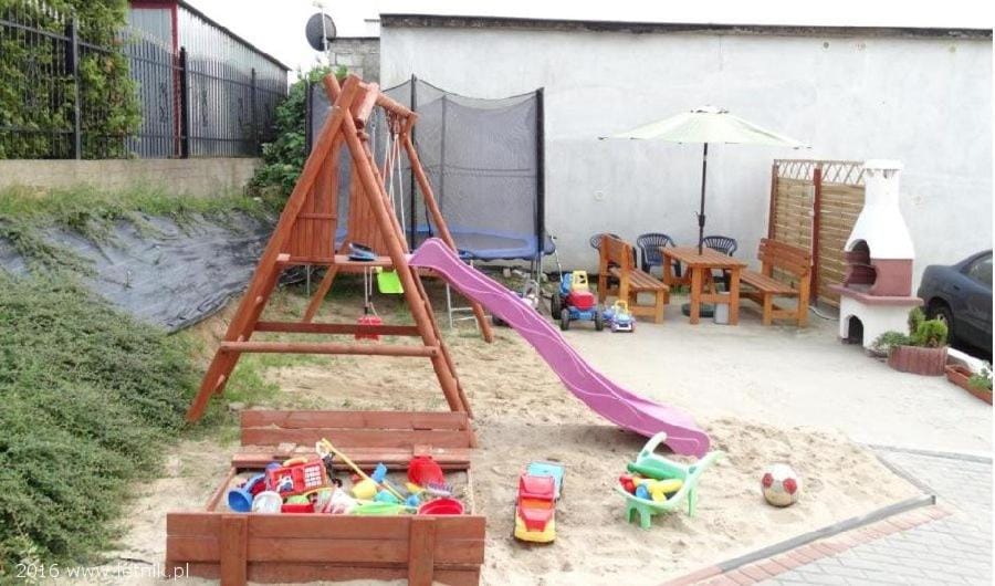 BBQ facilities, Children play ground
