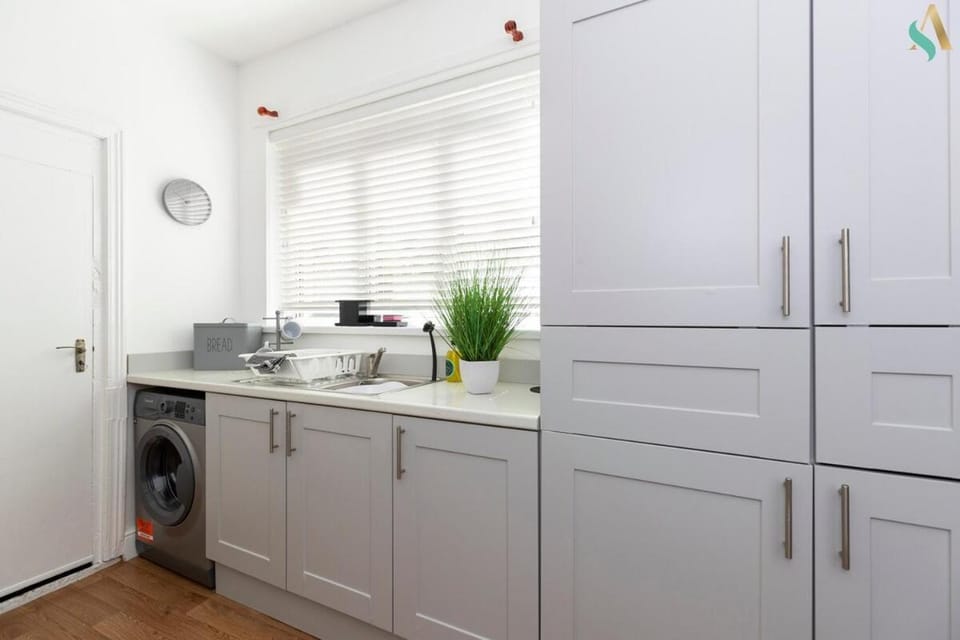 Eton House - TSAC Apartment in England