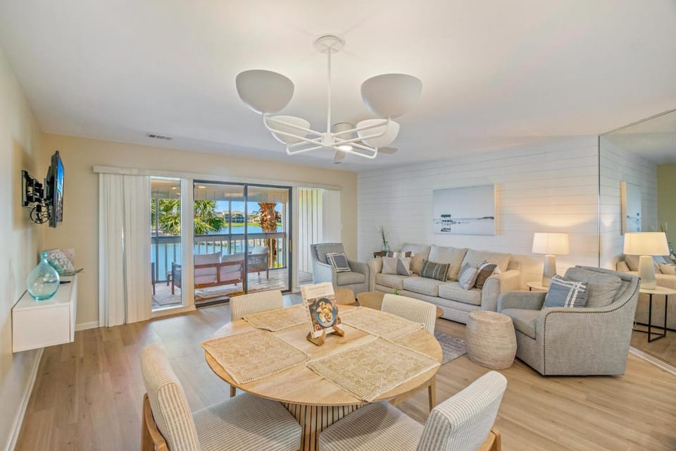 Seascape Boardwalk Villa 277 House in Miramar Beach