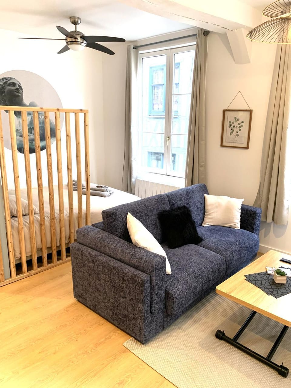 Photo of the whole room