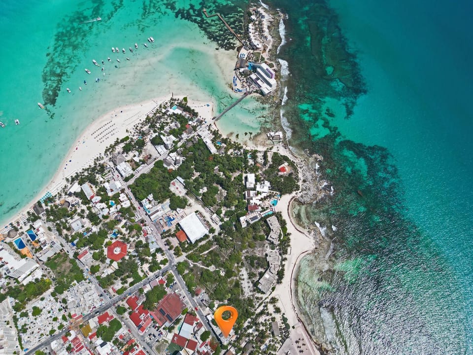 Casa Alkimia Town Bed and Breakfast in Isla Mujeres