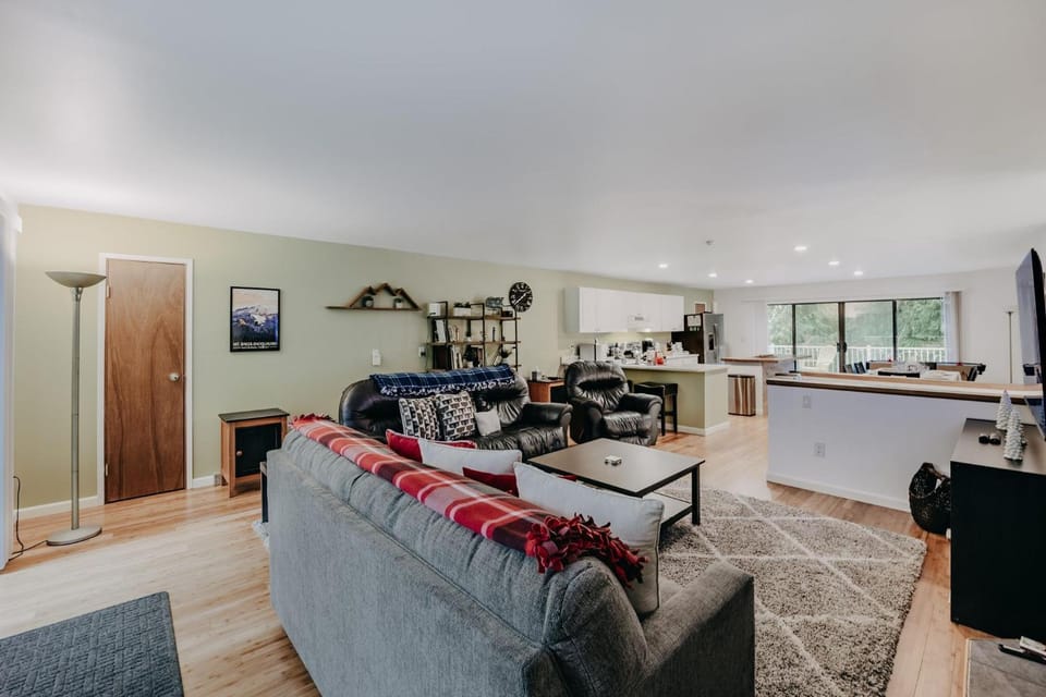 Living room, Decorative detail