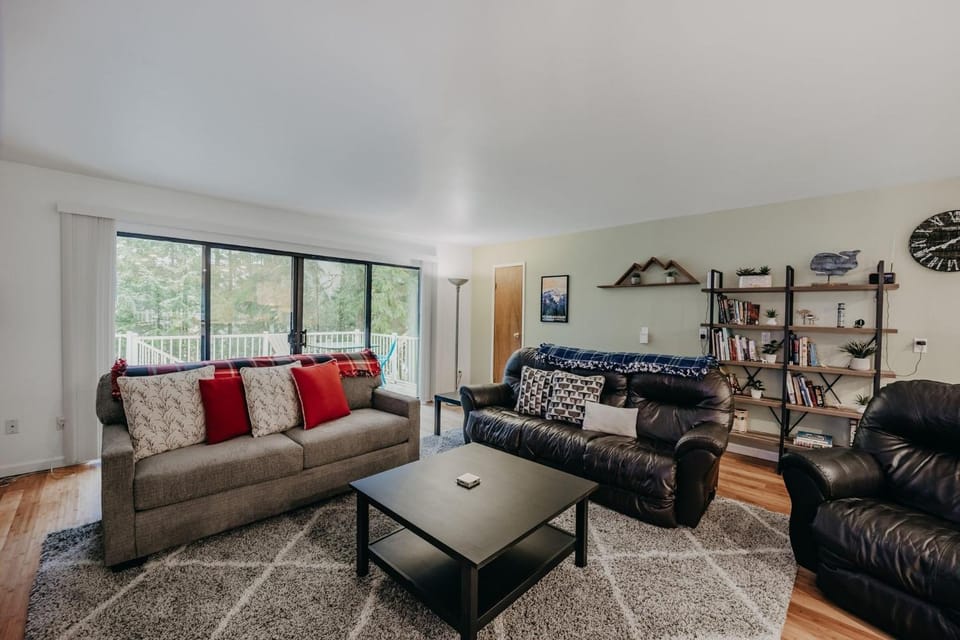 Living room, Decorative detail