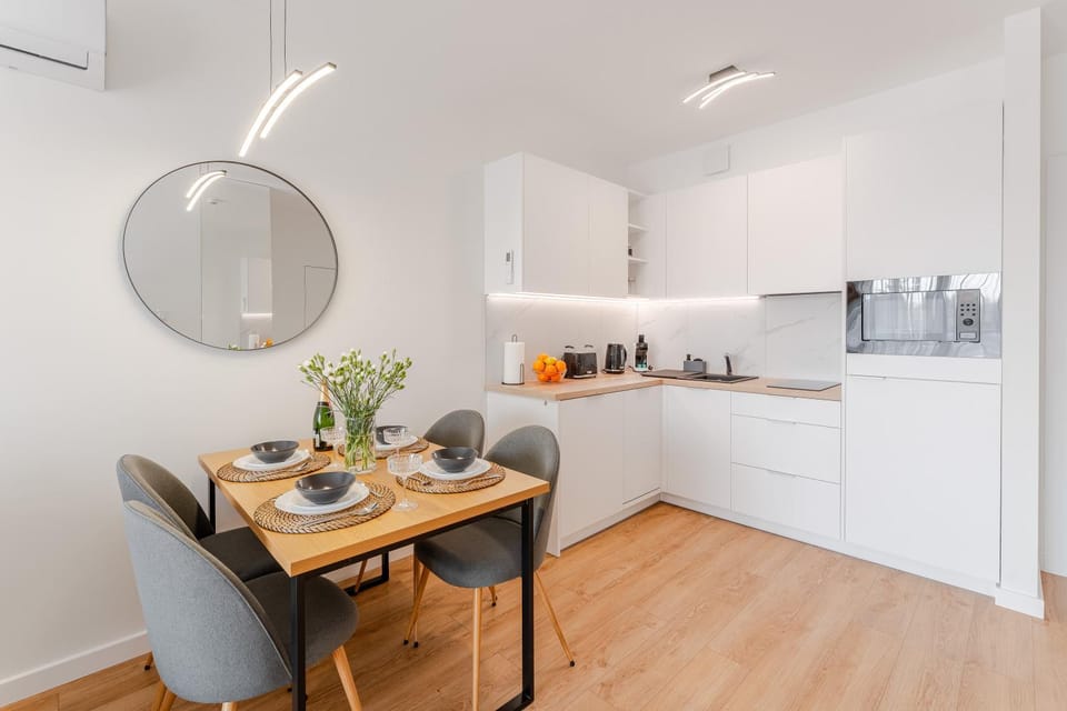 Coffee/tea facilities, Kitchen or kitchenette, Dining area