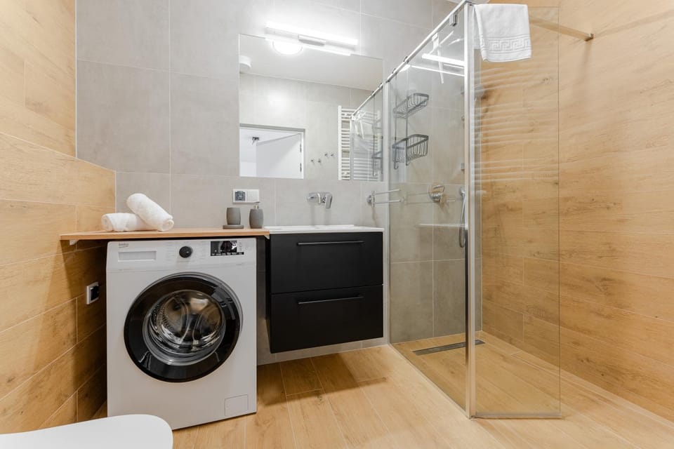 Shower, Bathroom, washing machine