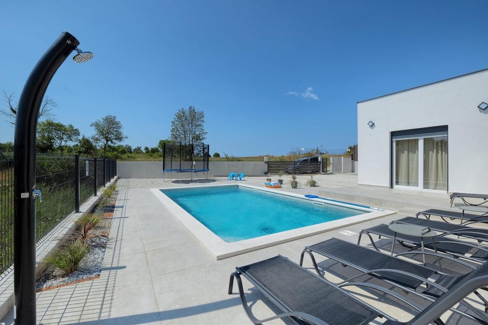 Brand new Villa Leny with heated pool Villa in Vodnjan