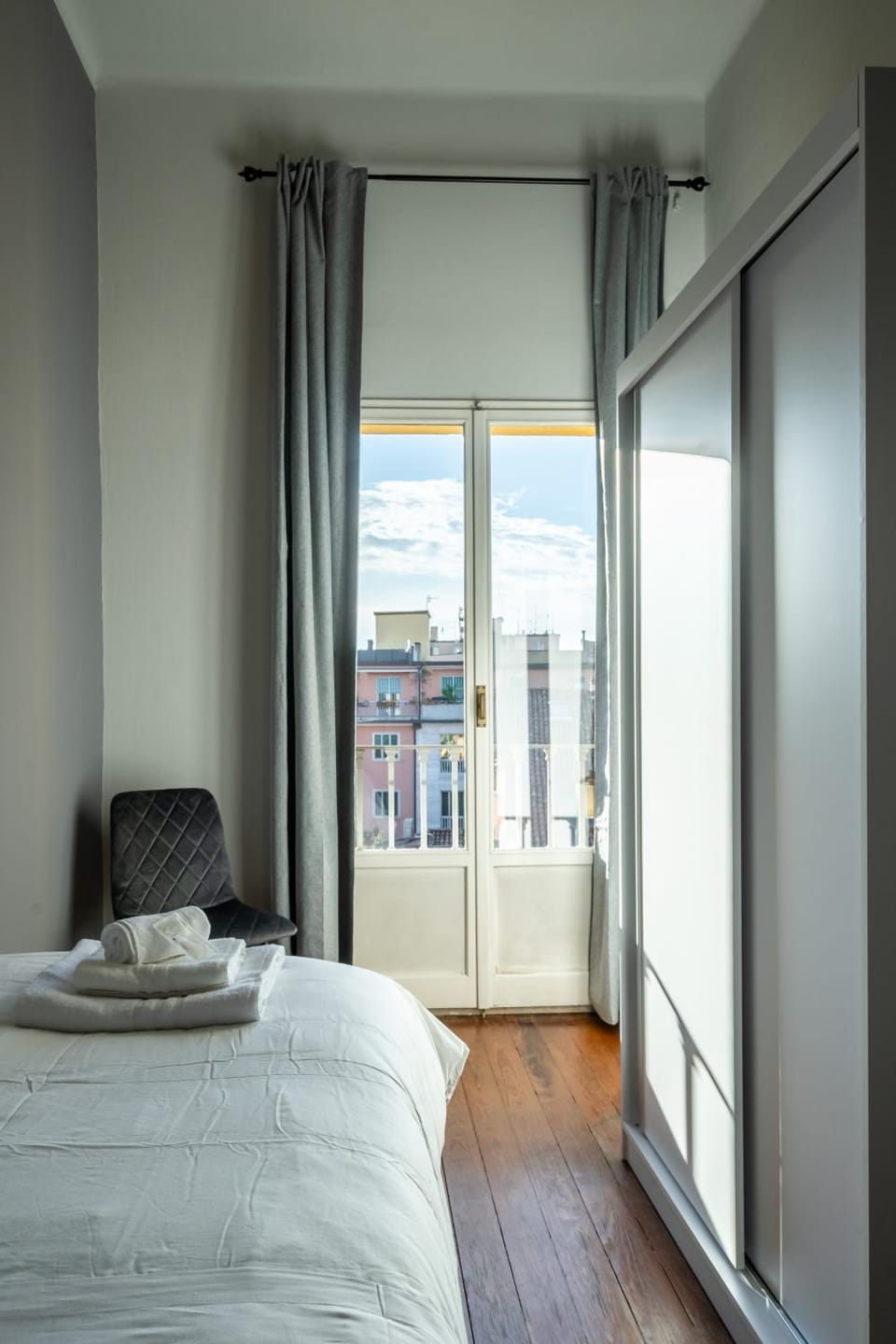 View (from property/room), City view