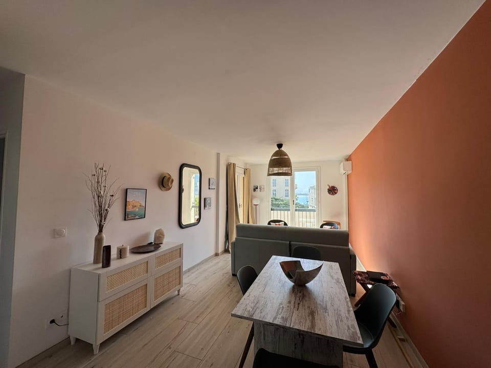 Armonia - Appartement en centre-ville Apartment in Calvi
