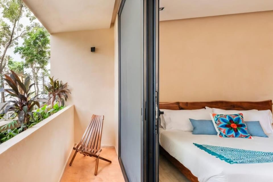 Patio, Bed, View (from property/room), Balcony/Terrace, Photo of the whole room, Bedroom