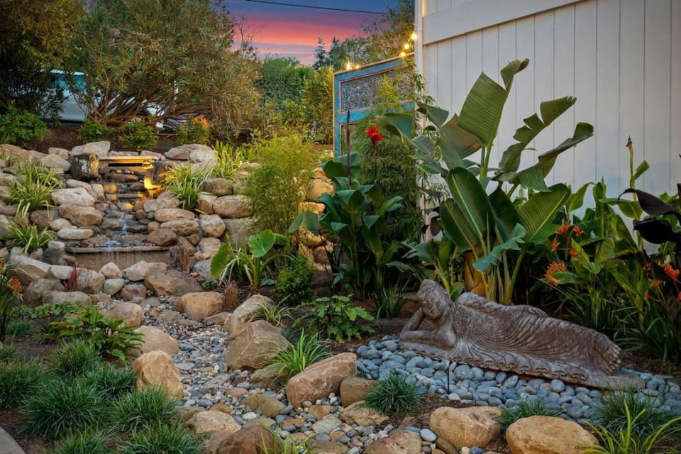 Garden, Garden view