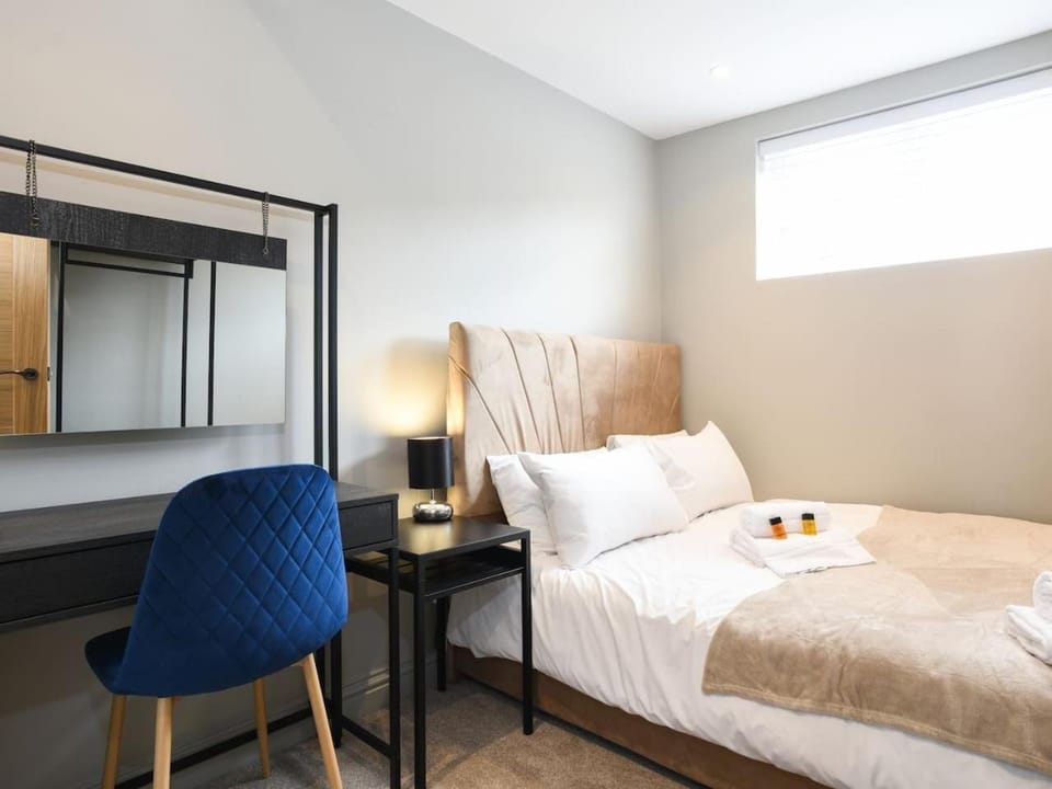 Air Maison - Charming 3BR Terrace House with Garden 10min to Beach House in Portsmouth