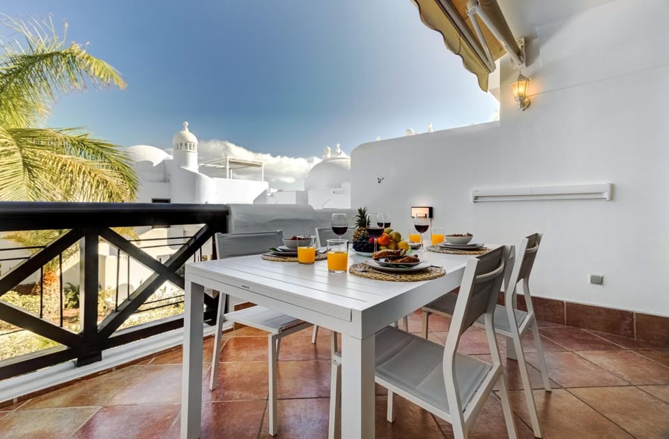 Balcony/Terrace, Dining area